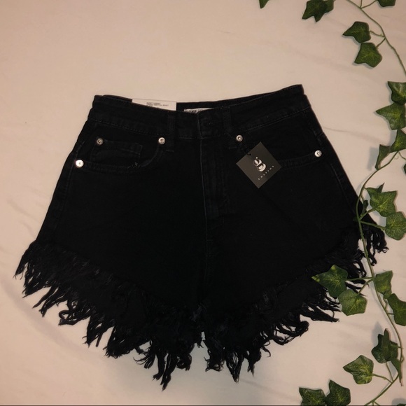 Denim shorts - Picture 5 of 6